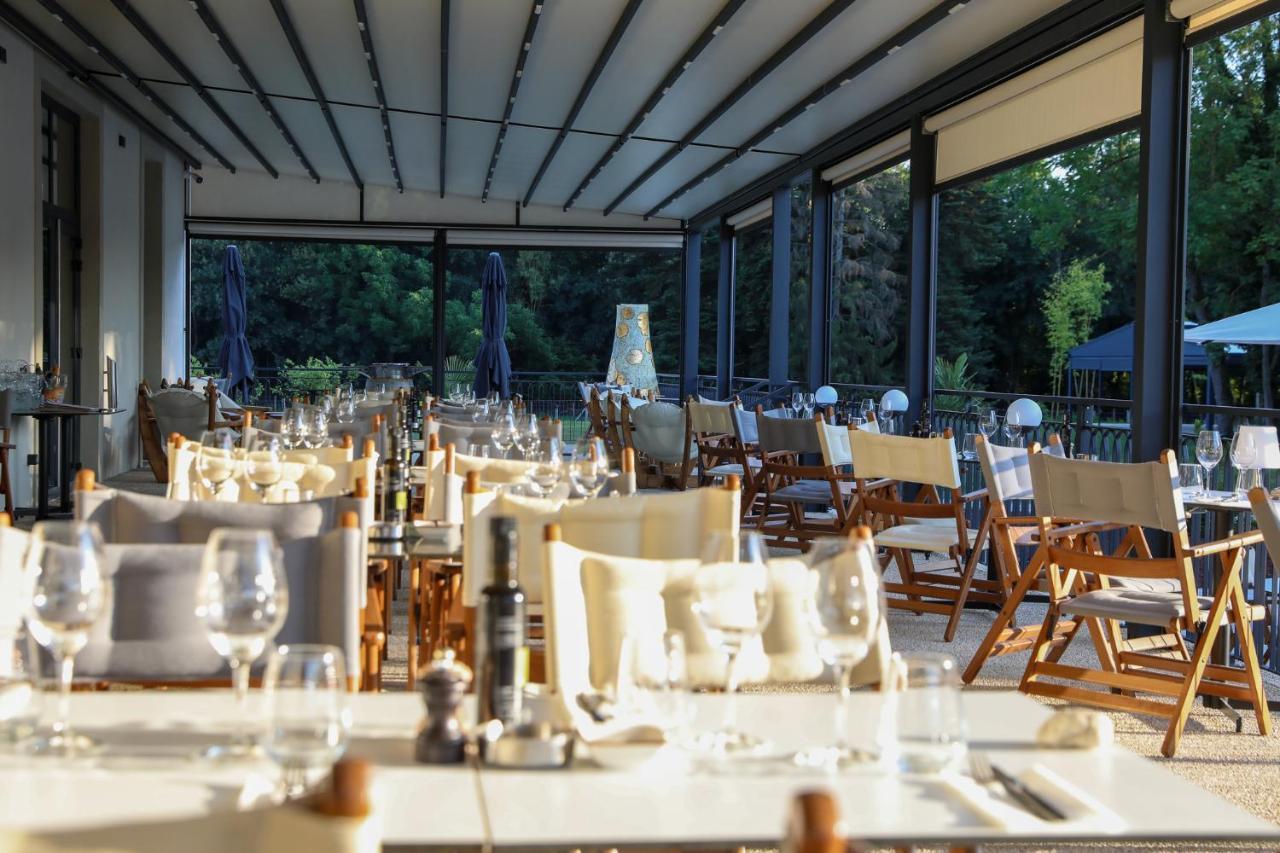 Sequoias Golf & Ressort Ruy-Montceau Exterior foto