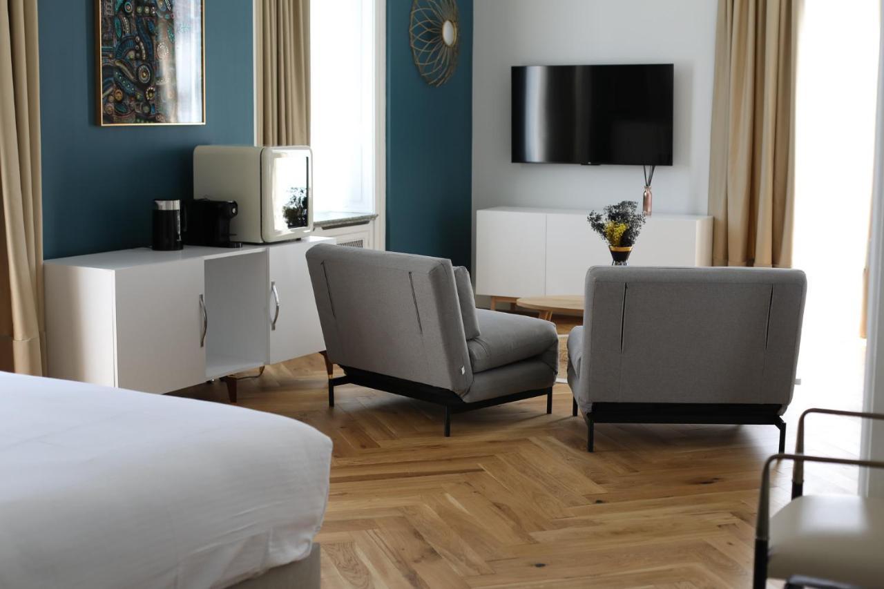 Sequoias Golf & Ressort Ruy-Montceau Exterior foto