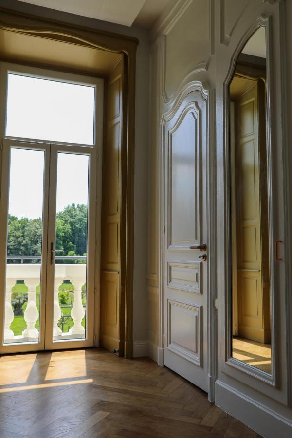 Sequoias Golf & Ressort Ruy-Montceau Exterior foto