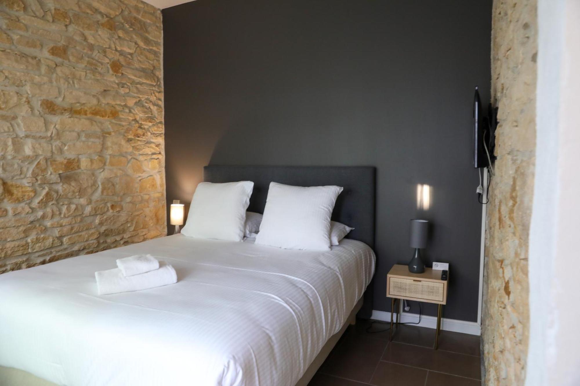 Sequoias Golf & Ressort Ruy-Montceau Exterior foto