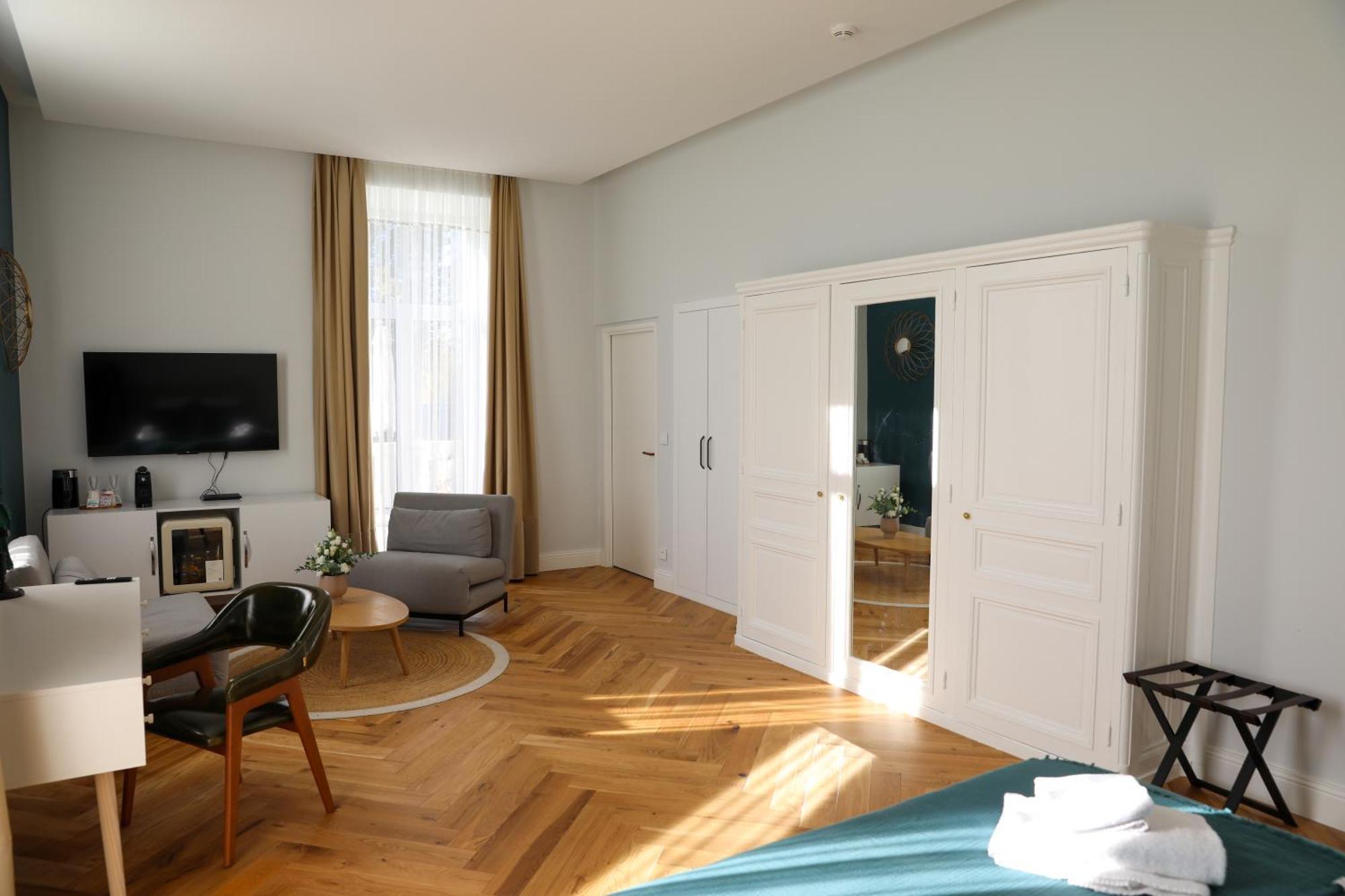 Sequoias Golf & Ressort Ruy-Montceau Exterior foto