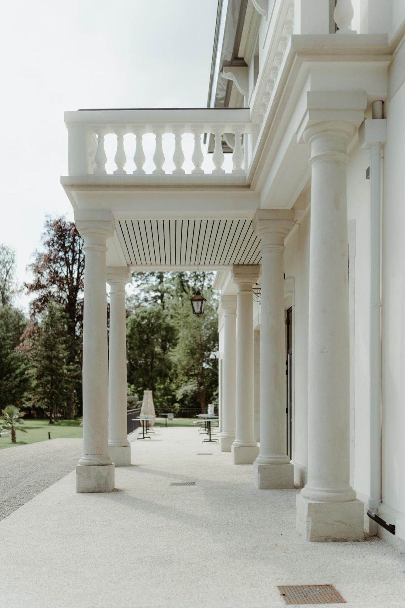 Sequoias Golf & Ressort Ruy-Montceau Exterior foto